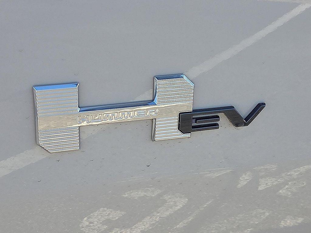 new 2026 GMC HUMMER EV Pickup car, priced at $99,820