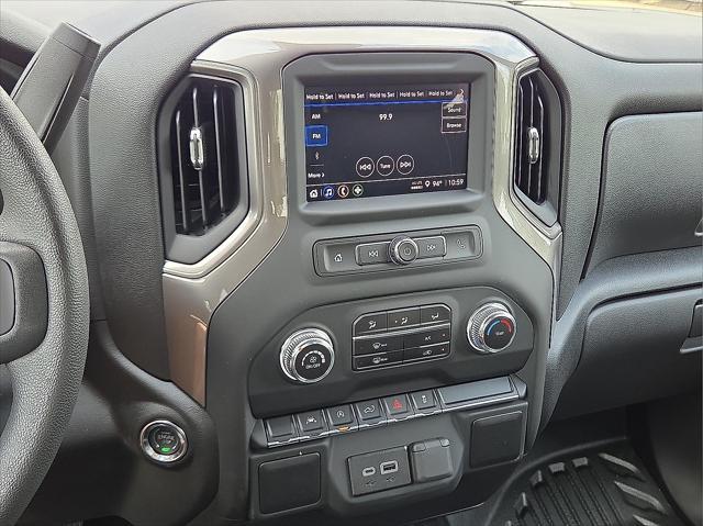 new 2025 GMC Sierra 1500 car, priced at $35,600