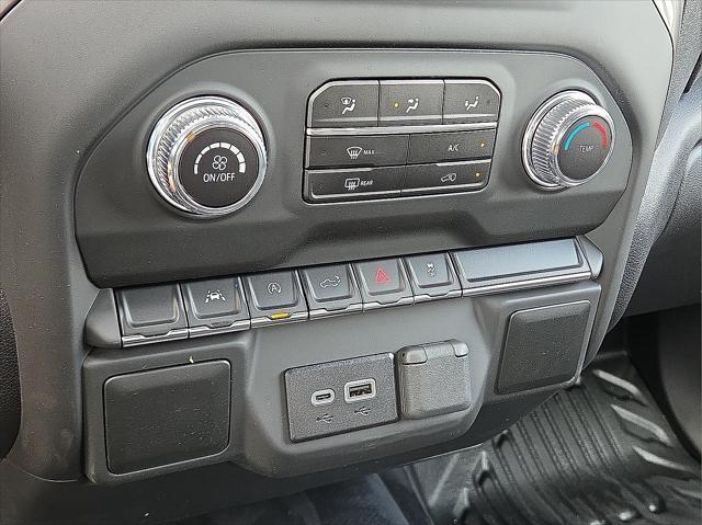 new 2025 GMC Sierra 1500 car, priced at $35,600