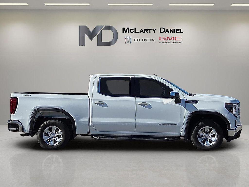 used 2022 GMC Sierra 1500 car, priced at $36,444