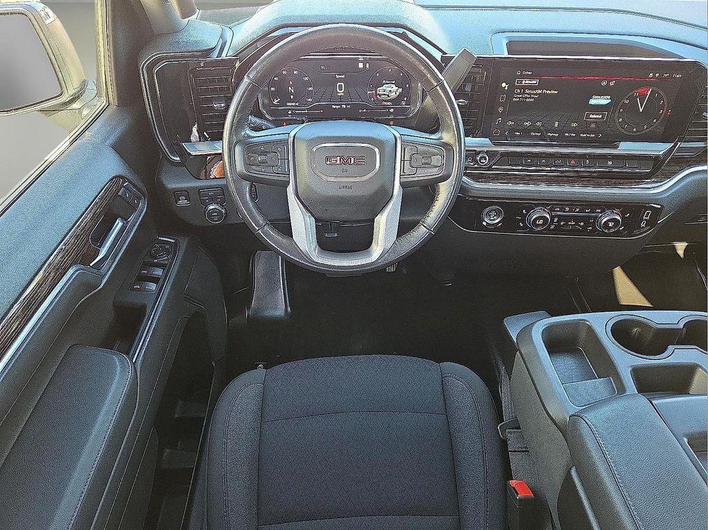 used 2022 GMC Sierra 1500 car, priced at $36,444