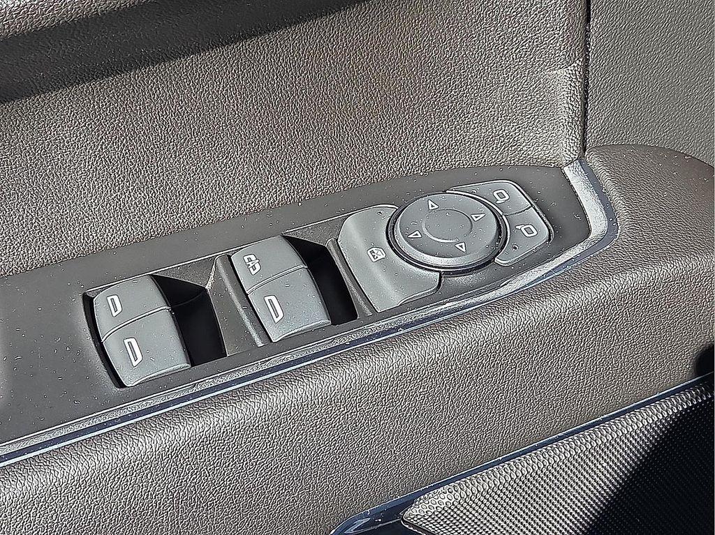 used 2022 GMC Sierra 1500 car, priced at $36,444