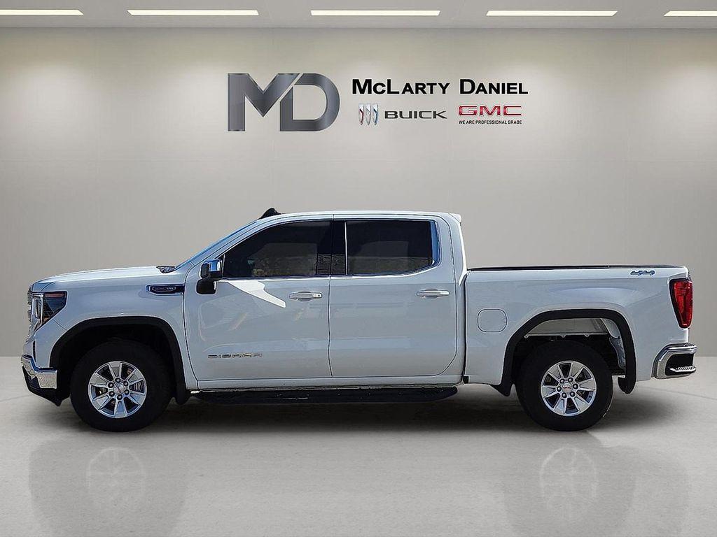 used 2022 GMC Sierra 1500 car, priced at $36,444