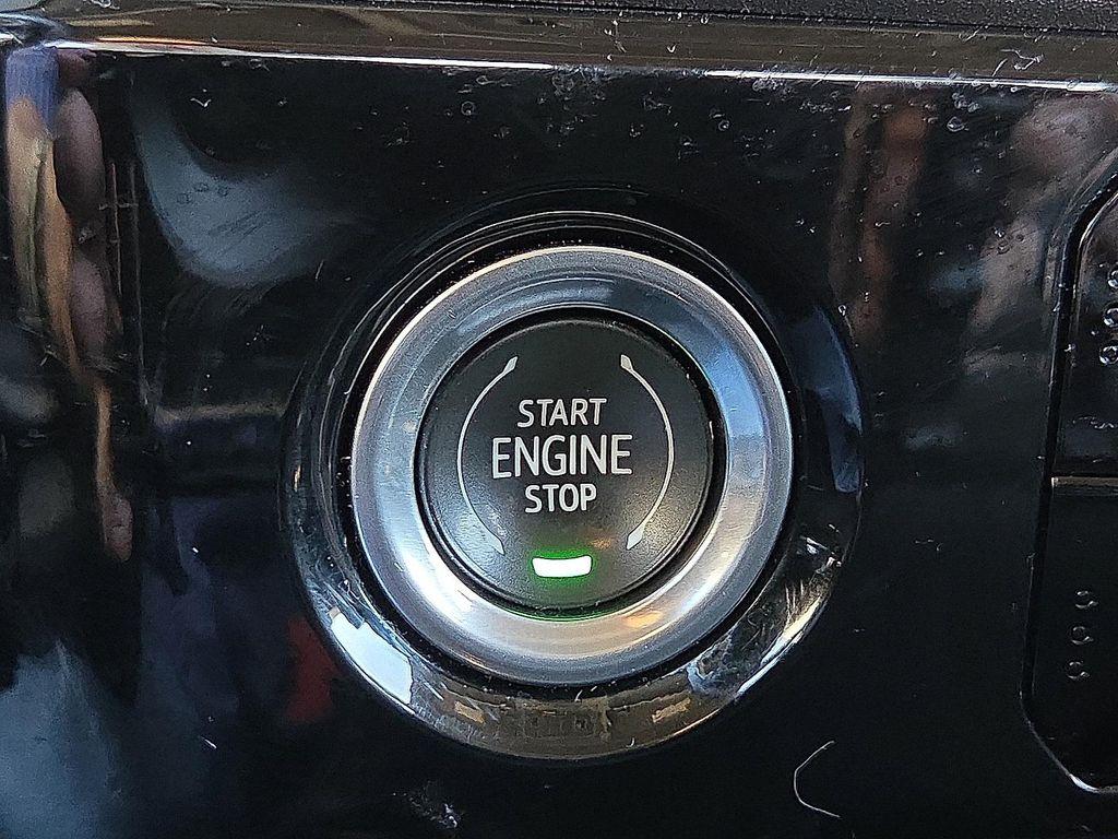 used 2022 GMC Sierra 1500 car, priced at $36,444