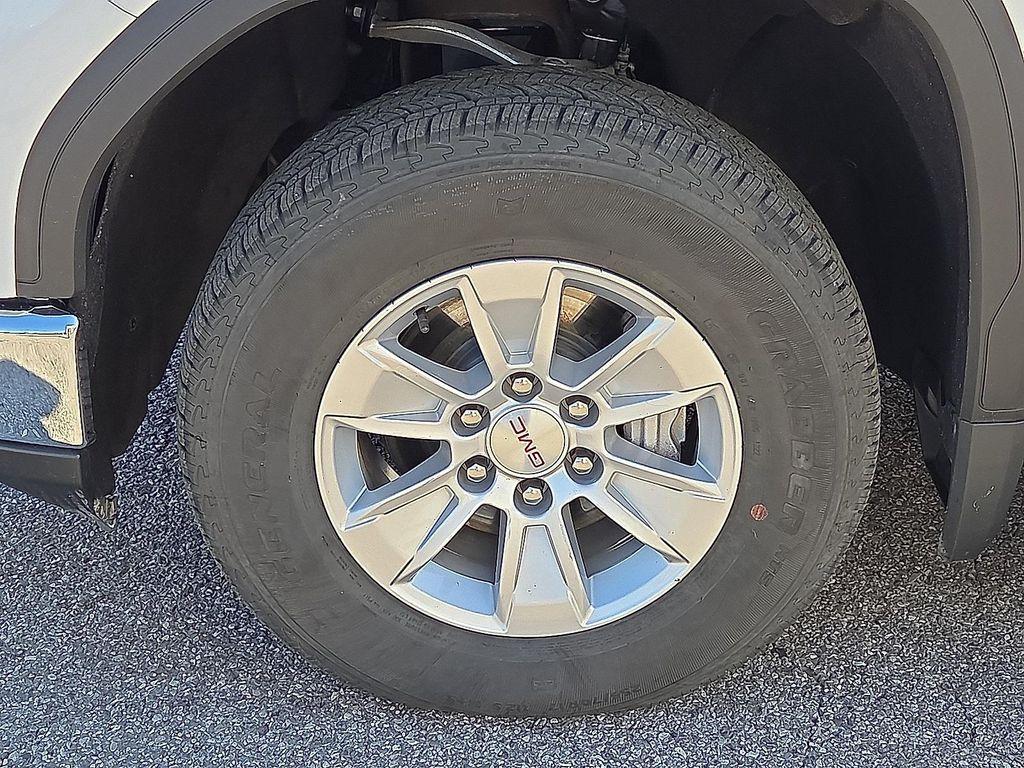 used 2022 GMC Sierra 1500 car, priced at $36,444