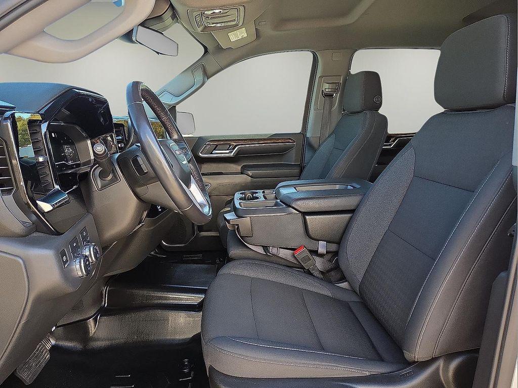 used 2022 GMC Sierra 1500 car, priced at $36,444