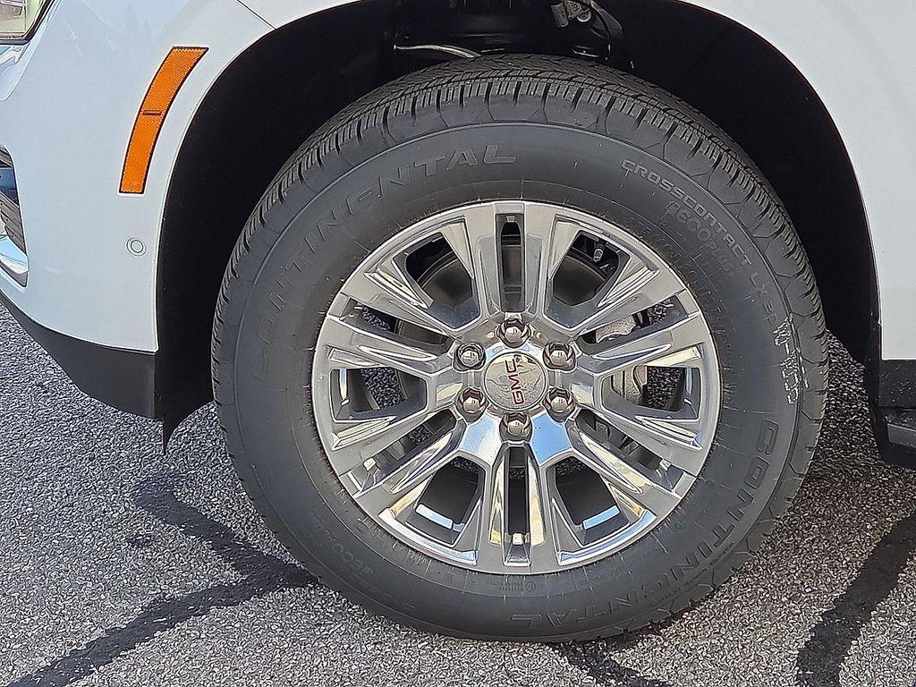 new 2026 GMC Yukon XL car, priced at $85,183