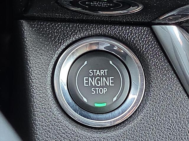 new 2025 Buick Envista car, priced at $30,021