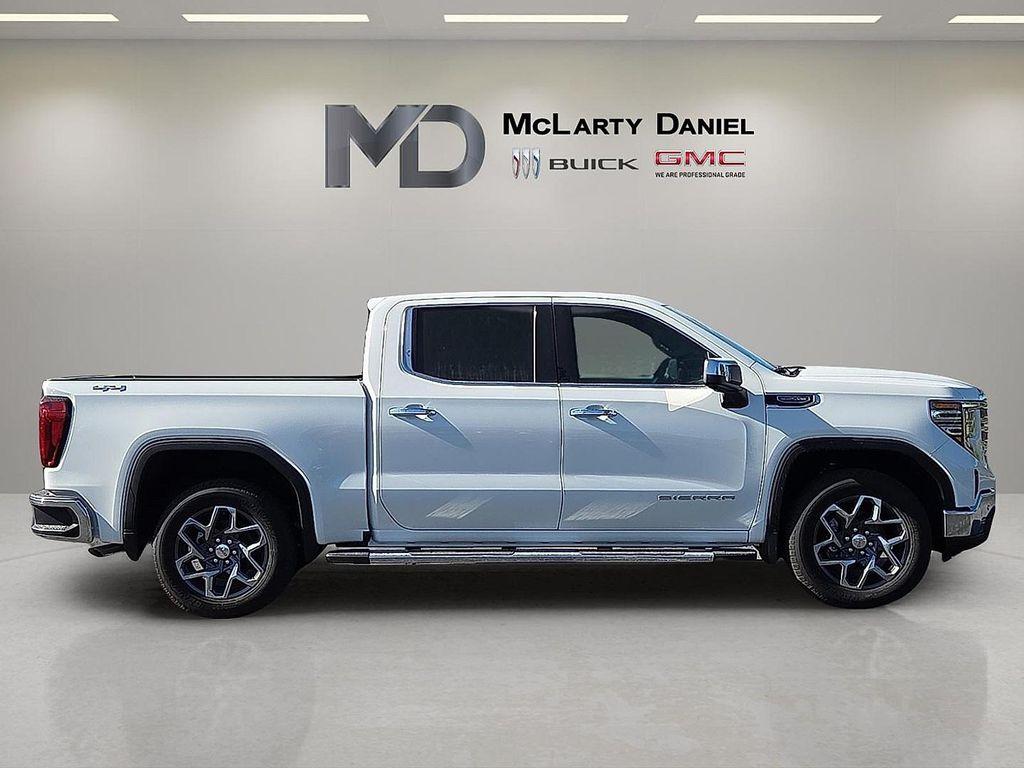 new 2026 GMC Sierra 1500 car, priced at $56,305
