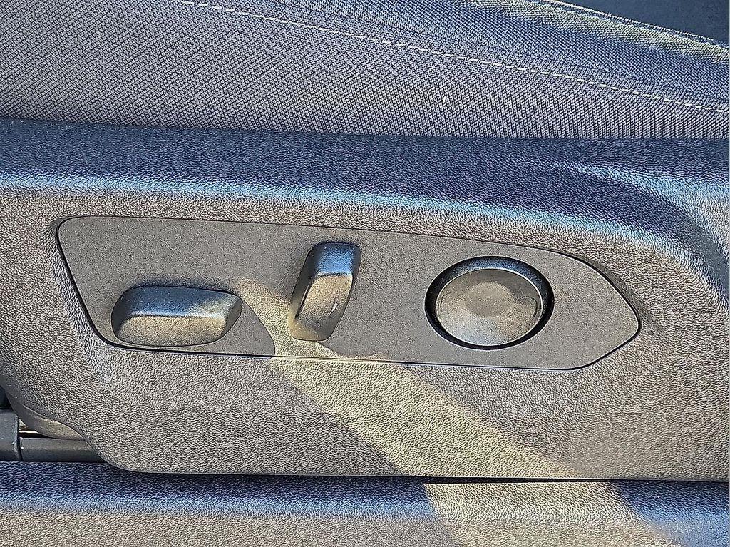 used 2024 Chevrolet Silverado 1500 car, priced at $48,550