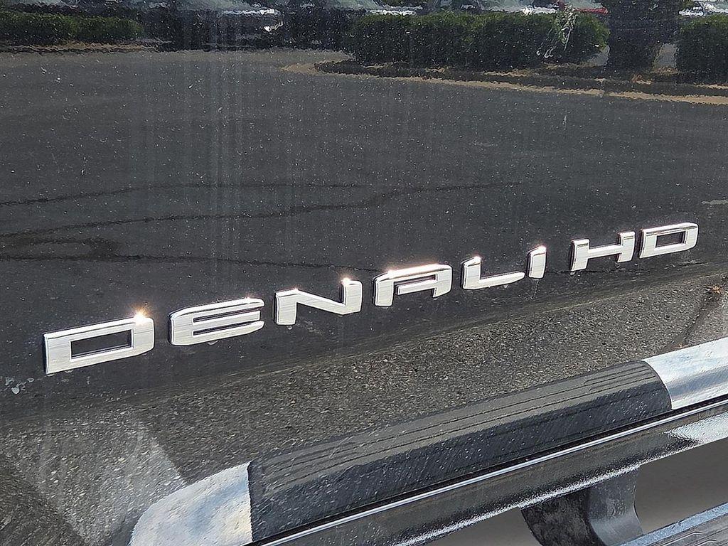 new 2025 GMC Sierra 2500 car, priced at $76,005