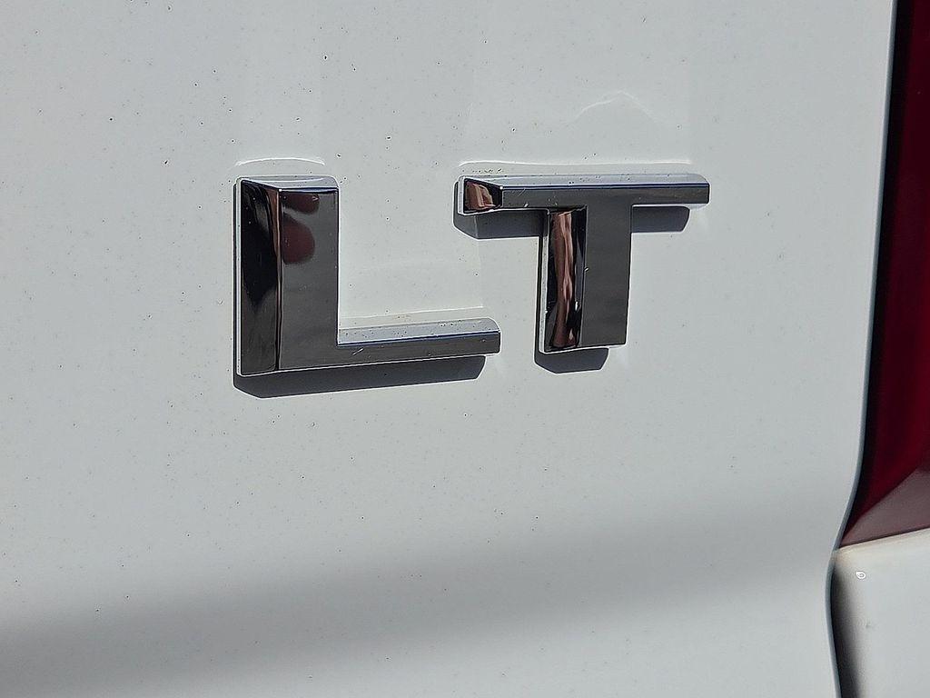 used 2024 Chevrolet Silverado 1500 car, priced at $43,990