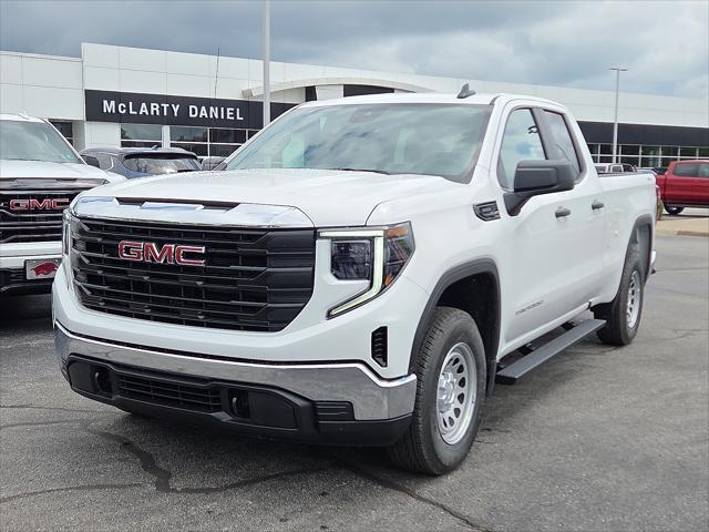 new 2025 GMC Sierra 1500 car, priced at $35,600
