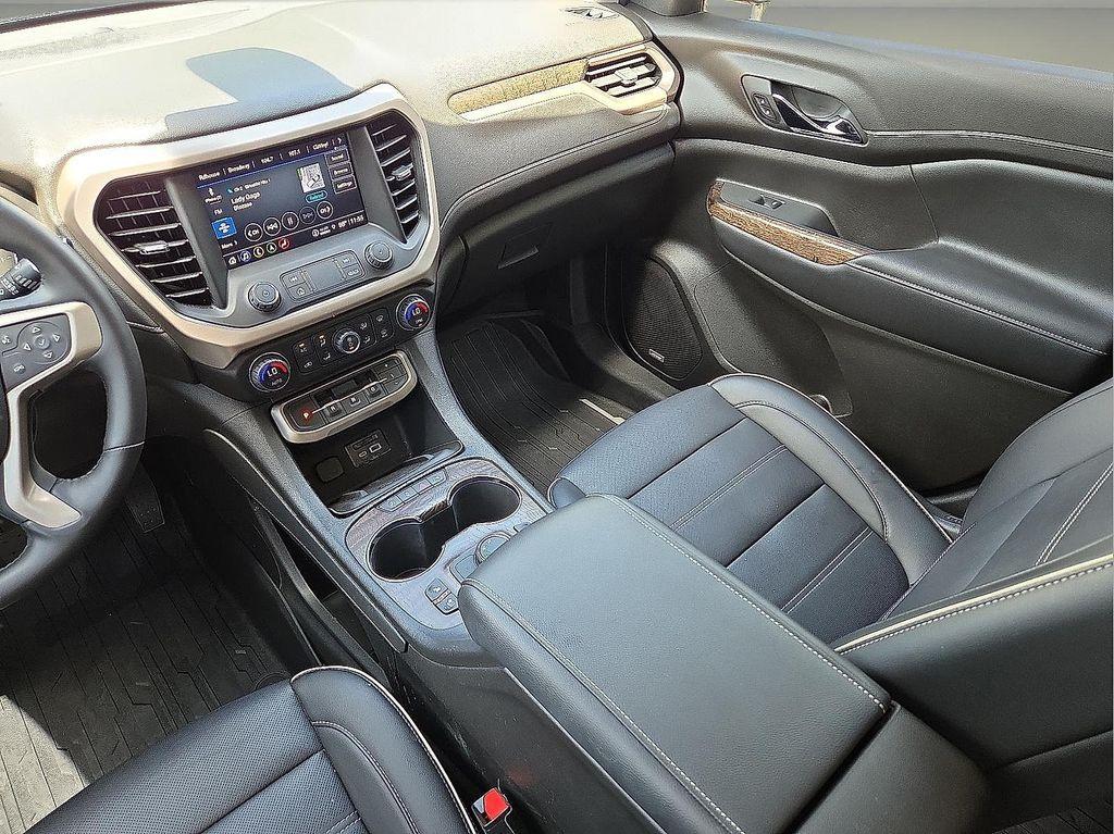 used 2021 GMC Acadia car, priced at $25,000