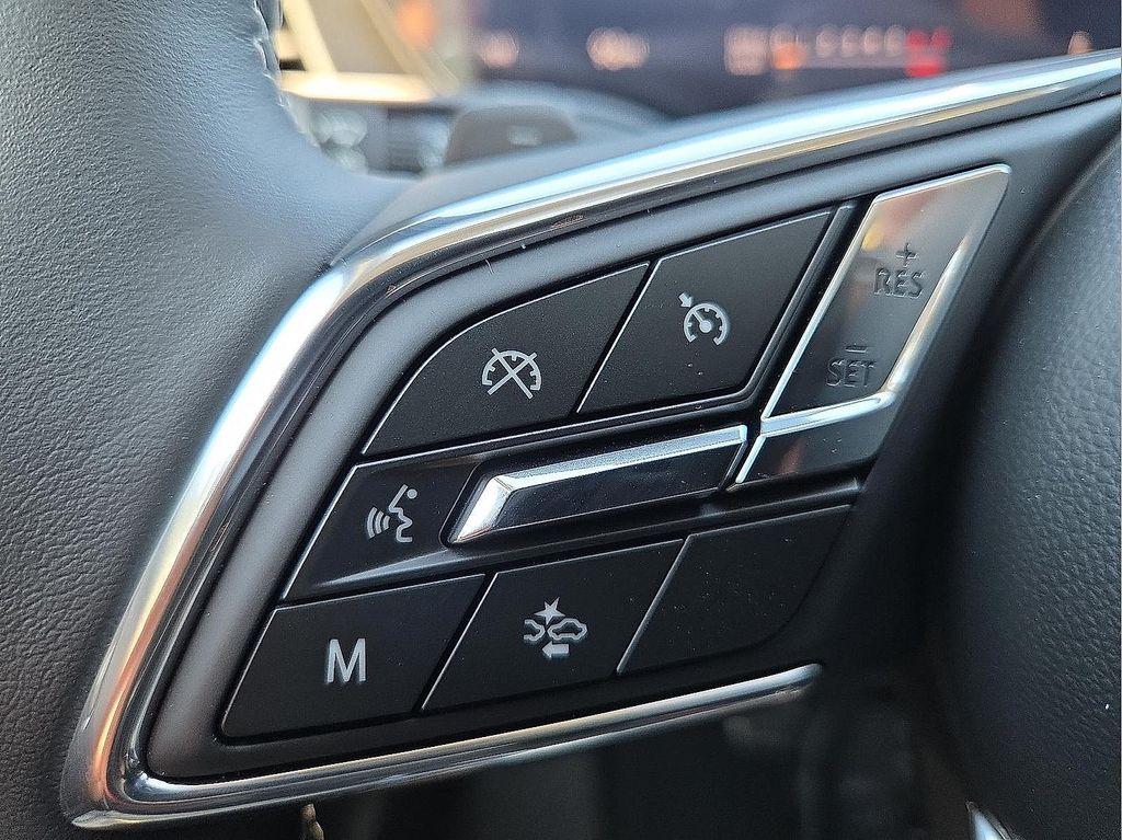 new 2025 Buick Envision car, priced at $37,335