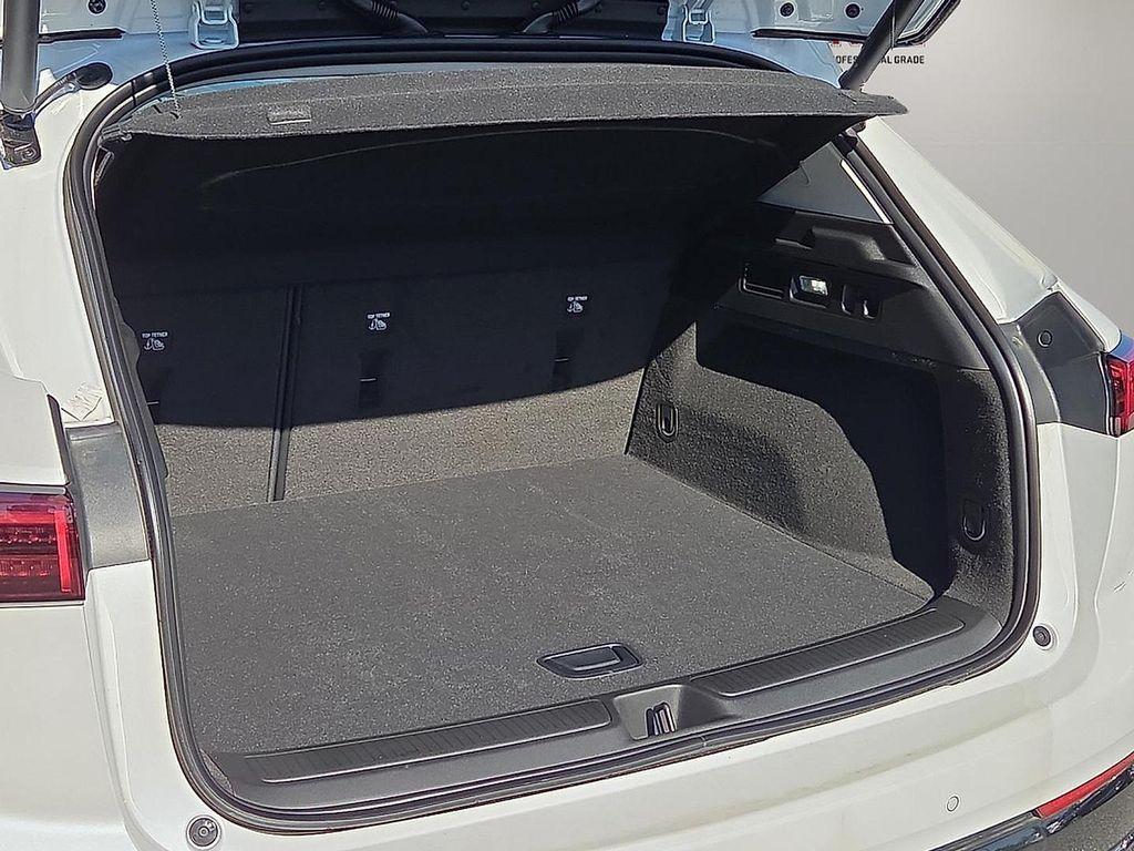 new 2025 Buick Envision car, priced at $37,335