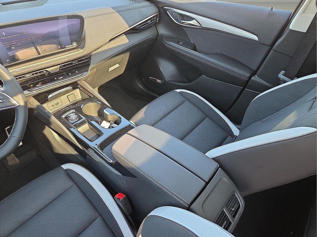 new 2025 Buick Envision car, priced at $37,335