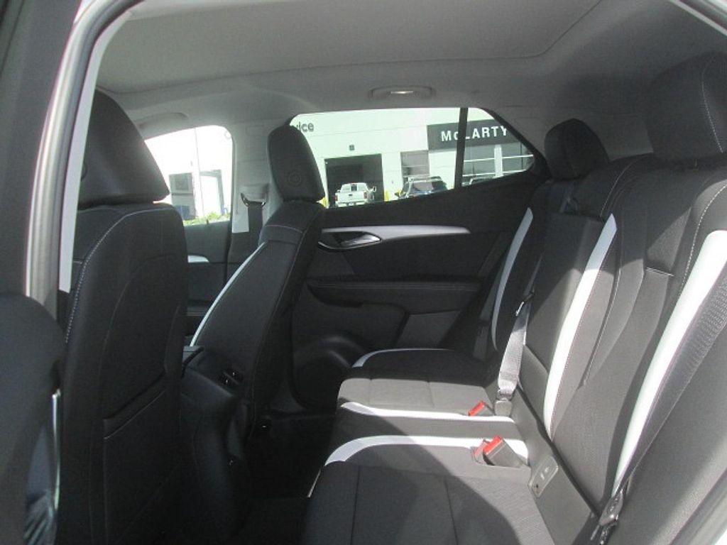 new 2025 Buick Envision car, priced at $38,335