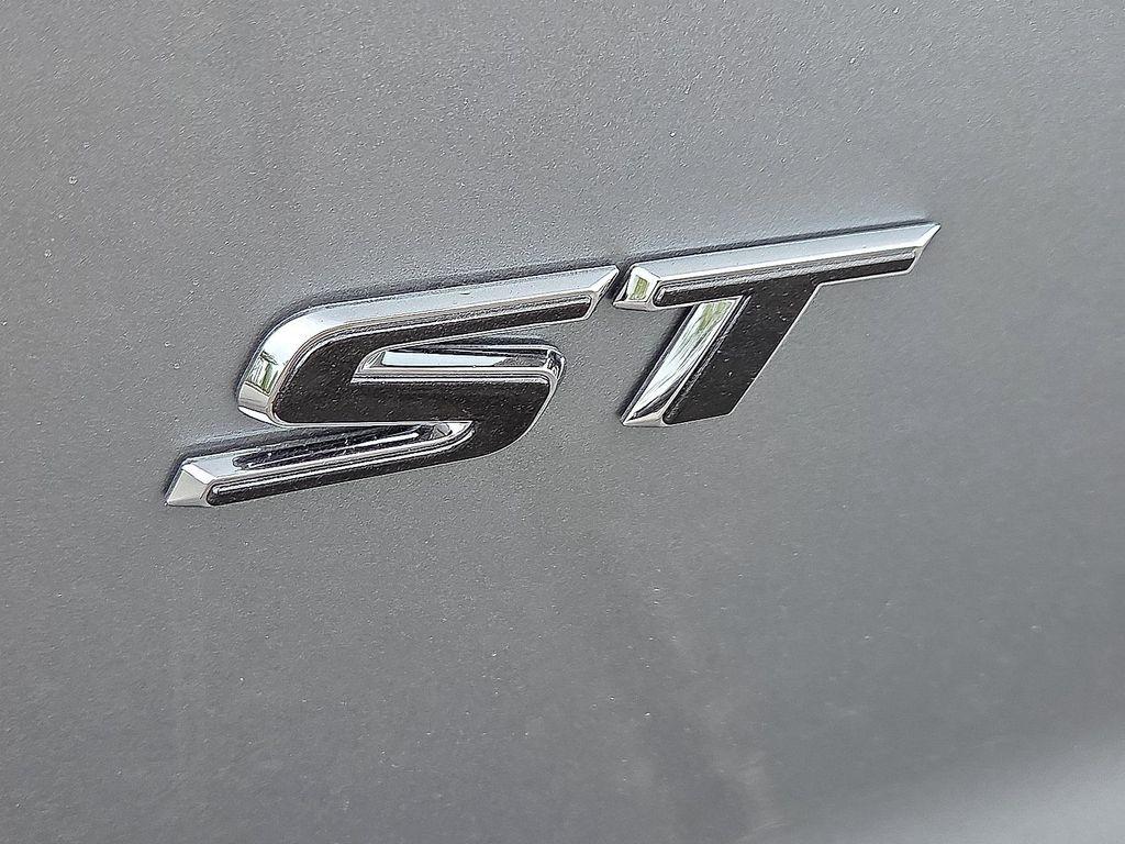 new 2026 Buick Enclave car, priced at $53,640