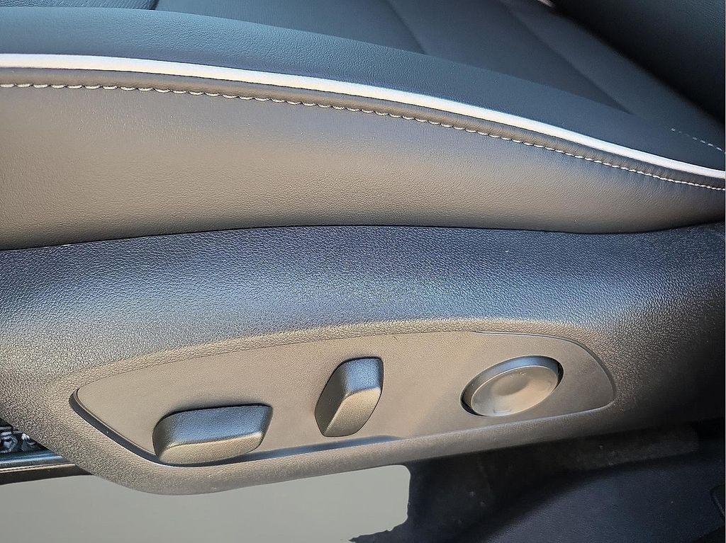 new 2026 Buick Enclave car, priced at $46,625