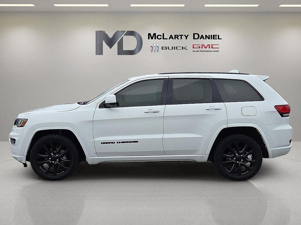 used 2018 Jeep Grand Cherokee car, priced at $14,677