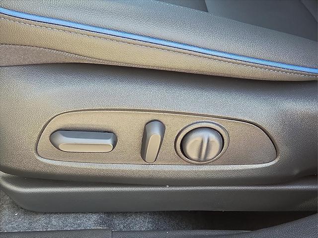 new 2025 Buick Envista car