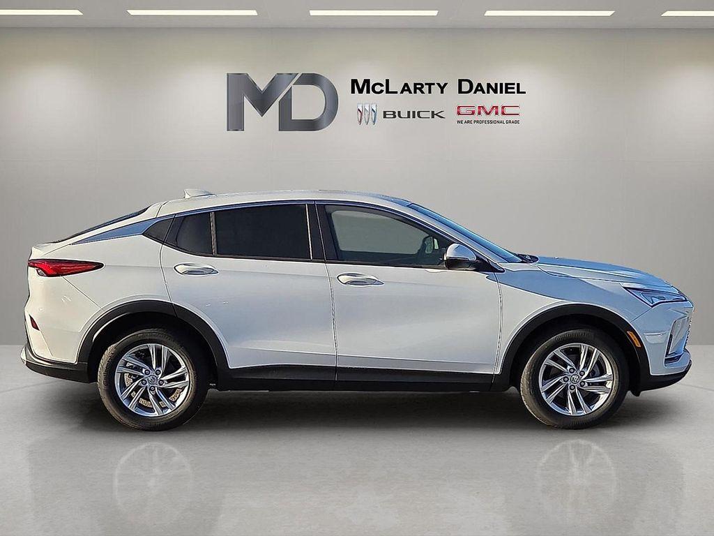 new 2026 Buick Envista car, priced at $25,266