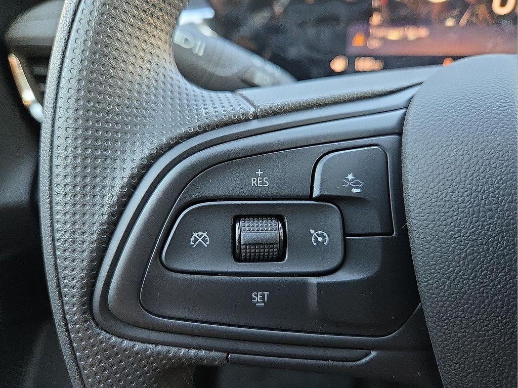 new 2026 Buick Envista car, priced at $25,266