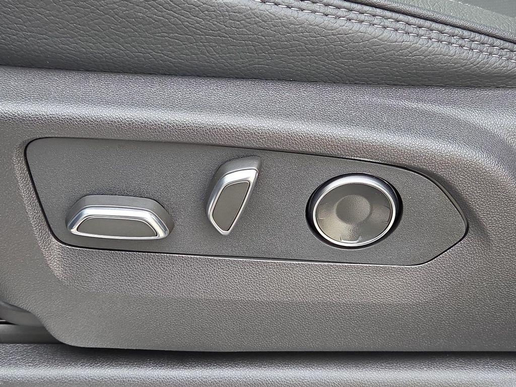 new 2026 GMC Sierra 3500 car, priced at $83,260