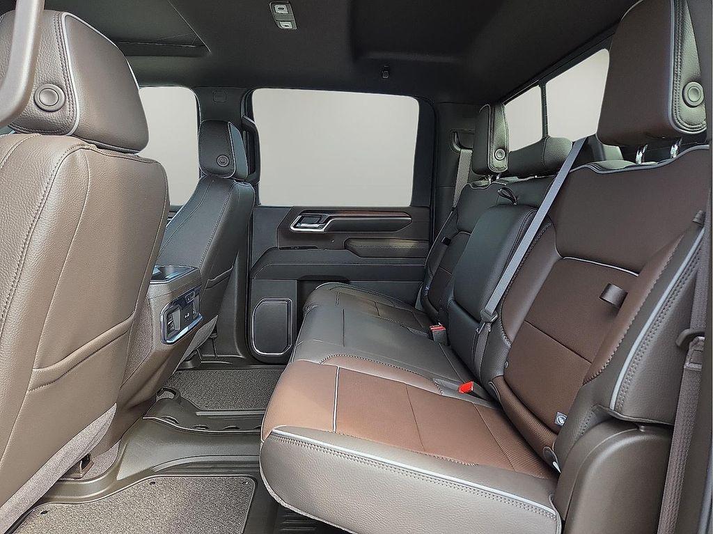 new 2025 GMC Sierra 2500 car, priced at $77,595