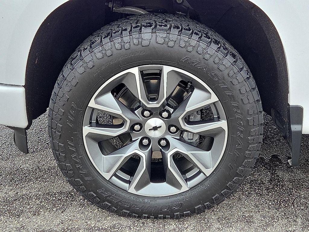 used 2024 Chevrolet Silverado 1500 car, priced at $43,744