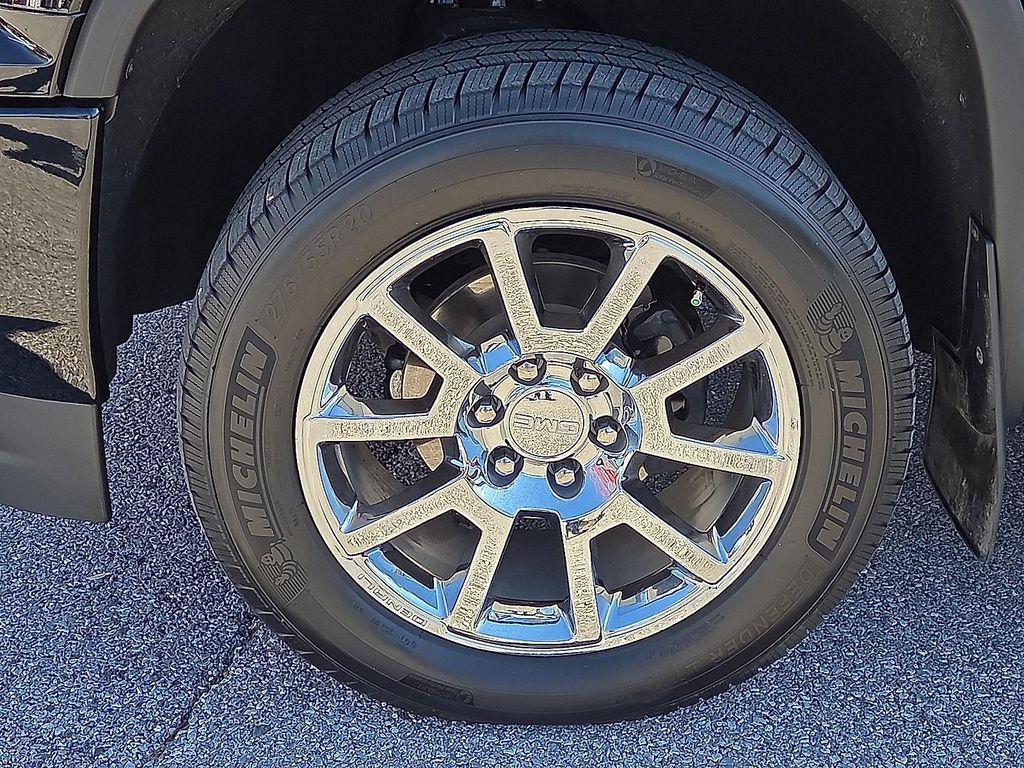 used 2018 GMC Sierra 1500 car, priced at $34,950