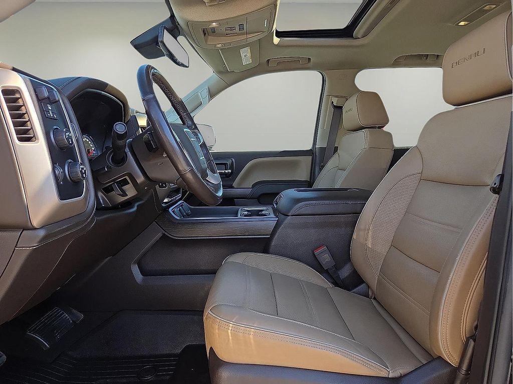 used 2018 GMC Sierra 1500 car, priced at $34,950