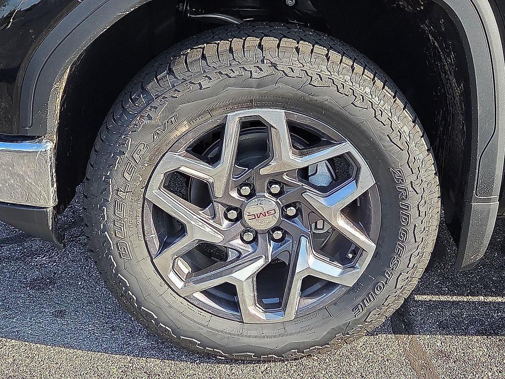 new 2026 GMC Sierra 1500 car, priced at $56,585