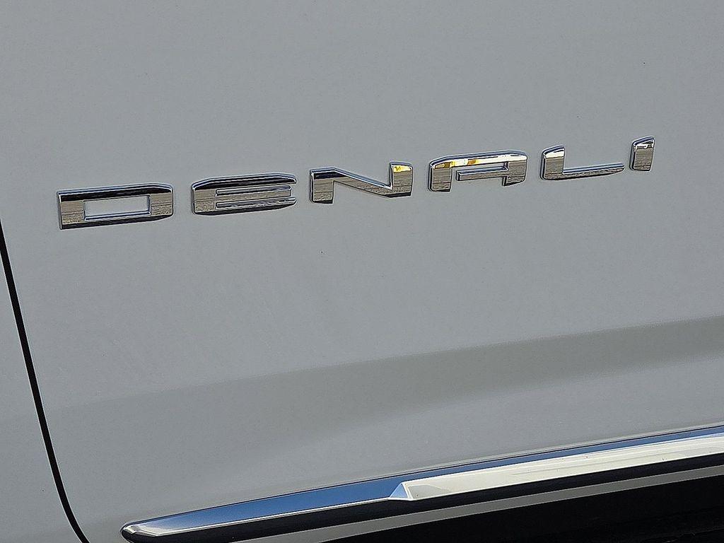 new 2026 GMC Yukon XL car, priced at $87,308