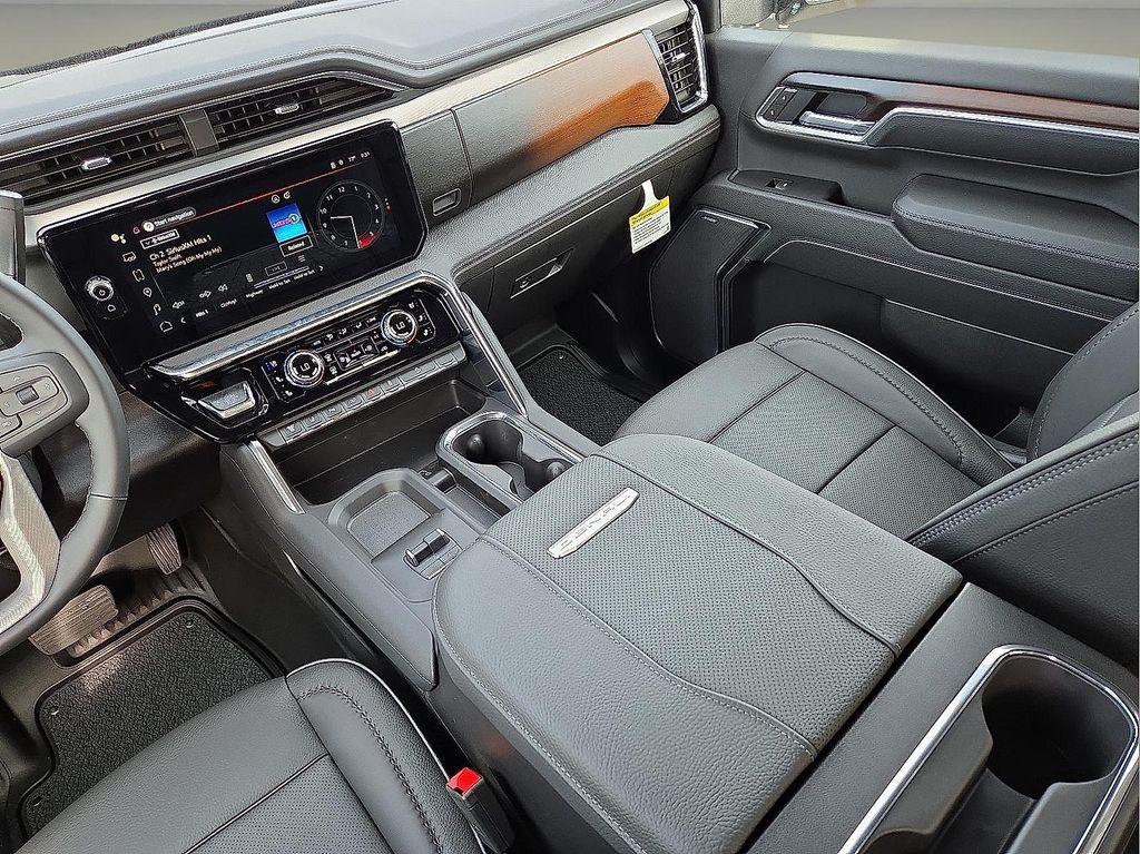 new 2025 GMC Sierra 2500 car, priced at $77,590