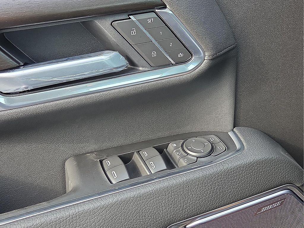 new 2025 GMC Sierra 2500 car, priced at $77,590