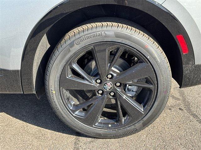 new 2025 Buick Envision car, priced at $40,465