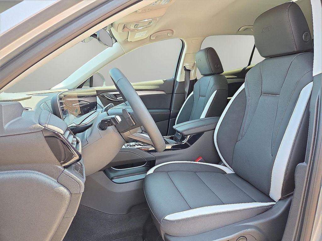 new 2025 Buick Envision car, priced at $37,240