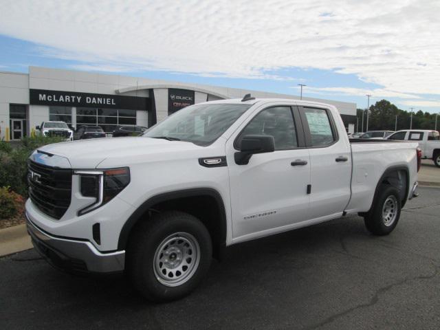 new 2025 GMC Sierra 1500 car, priced at $45,485