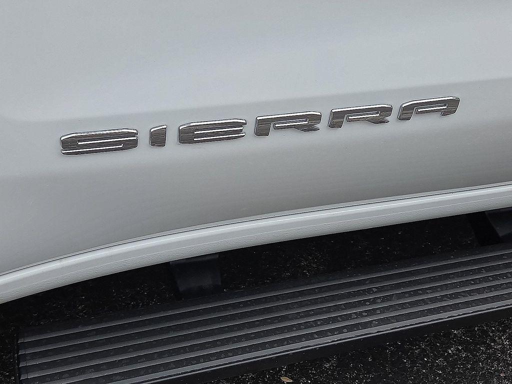 new 2026 GMC Sierra 1500 car, priced at $43,090