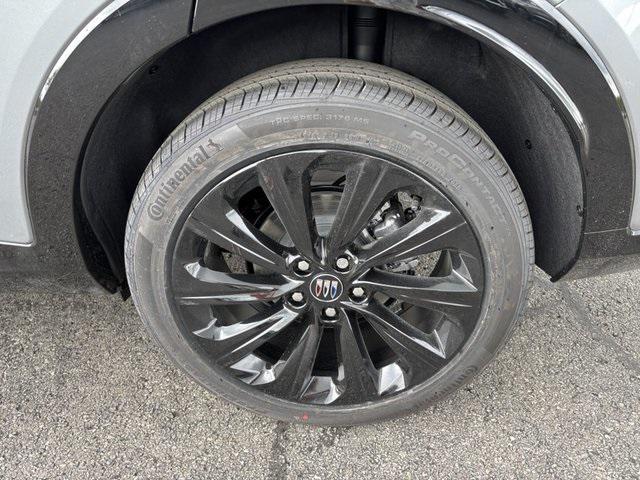 new 2025 Buick Envista car, priced at $29,123