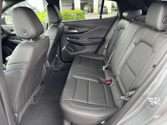 new 2025 Buick Envista car, priced at $29,123