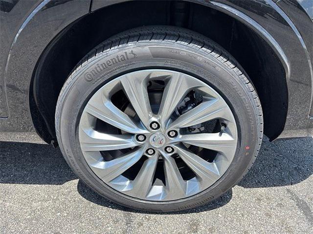 new 2025 Buick Envista car, priced at $29,226