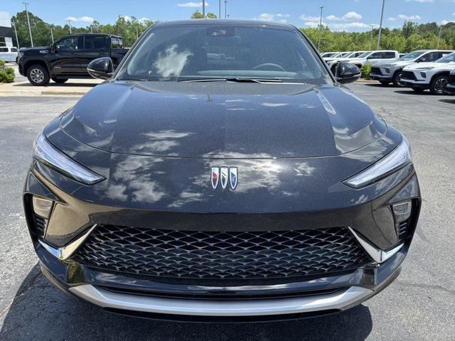 new 2025 Buick Envista car, priced at $29,226