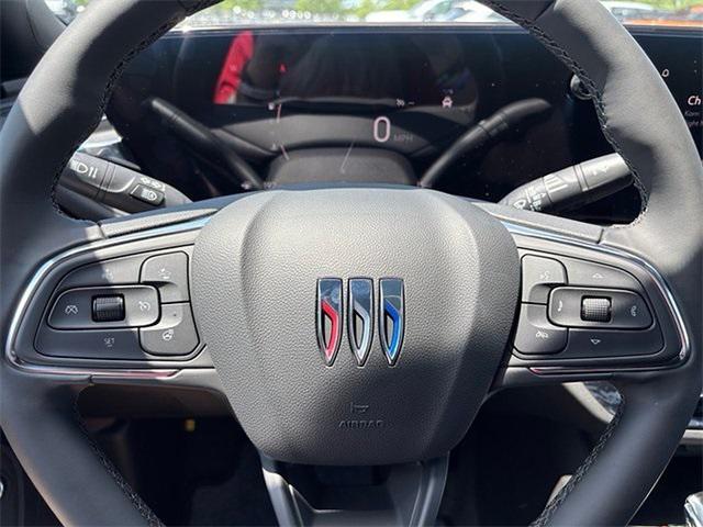 new 2025 Buick Envista car, priced at $29,226