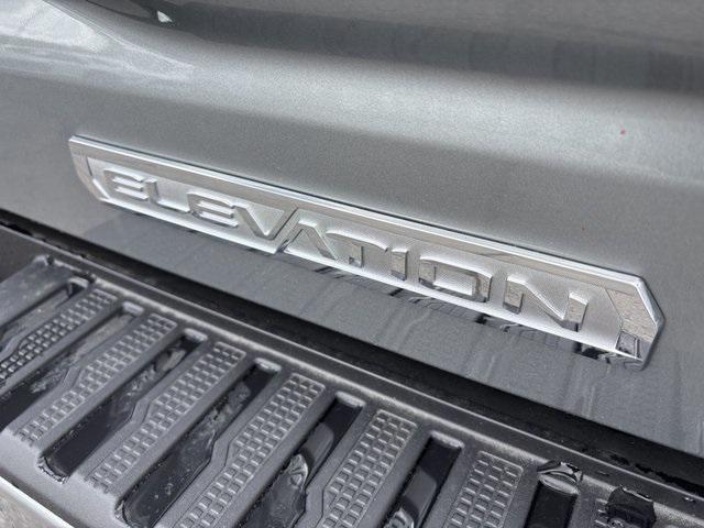 new 2025 GMC Sierra 1500 car, priced at $47,380