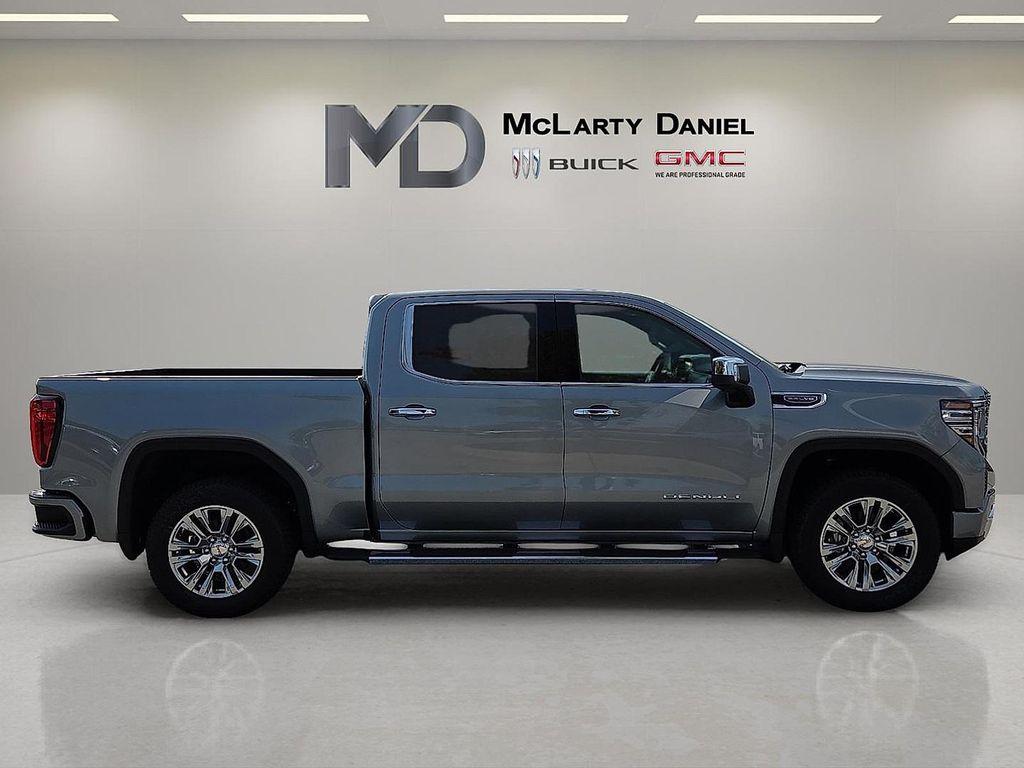 new 2026 GMC Sierra 1500 car, priced at $65,885