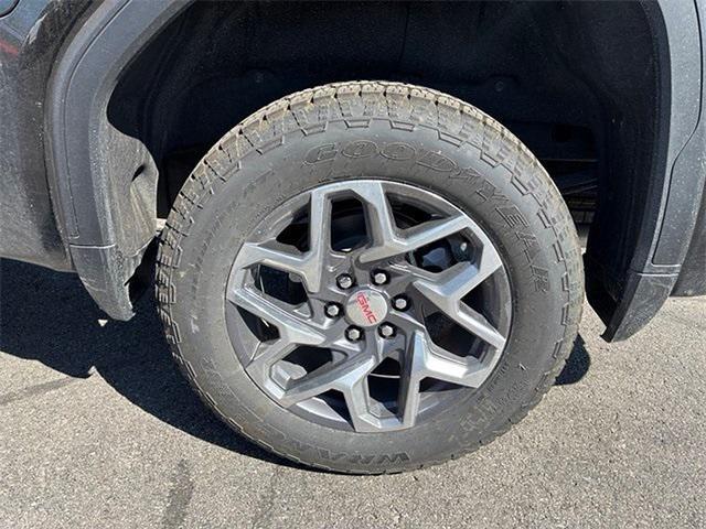 new 2025 GMC Sierra 1500 car, priced at $55,745