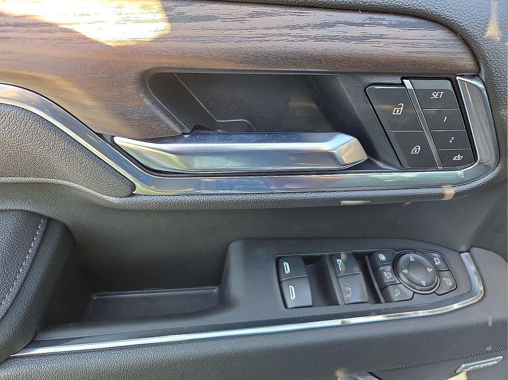 new 2025 GMC Sierra 2500 car, priced at $74,800